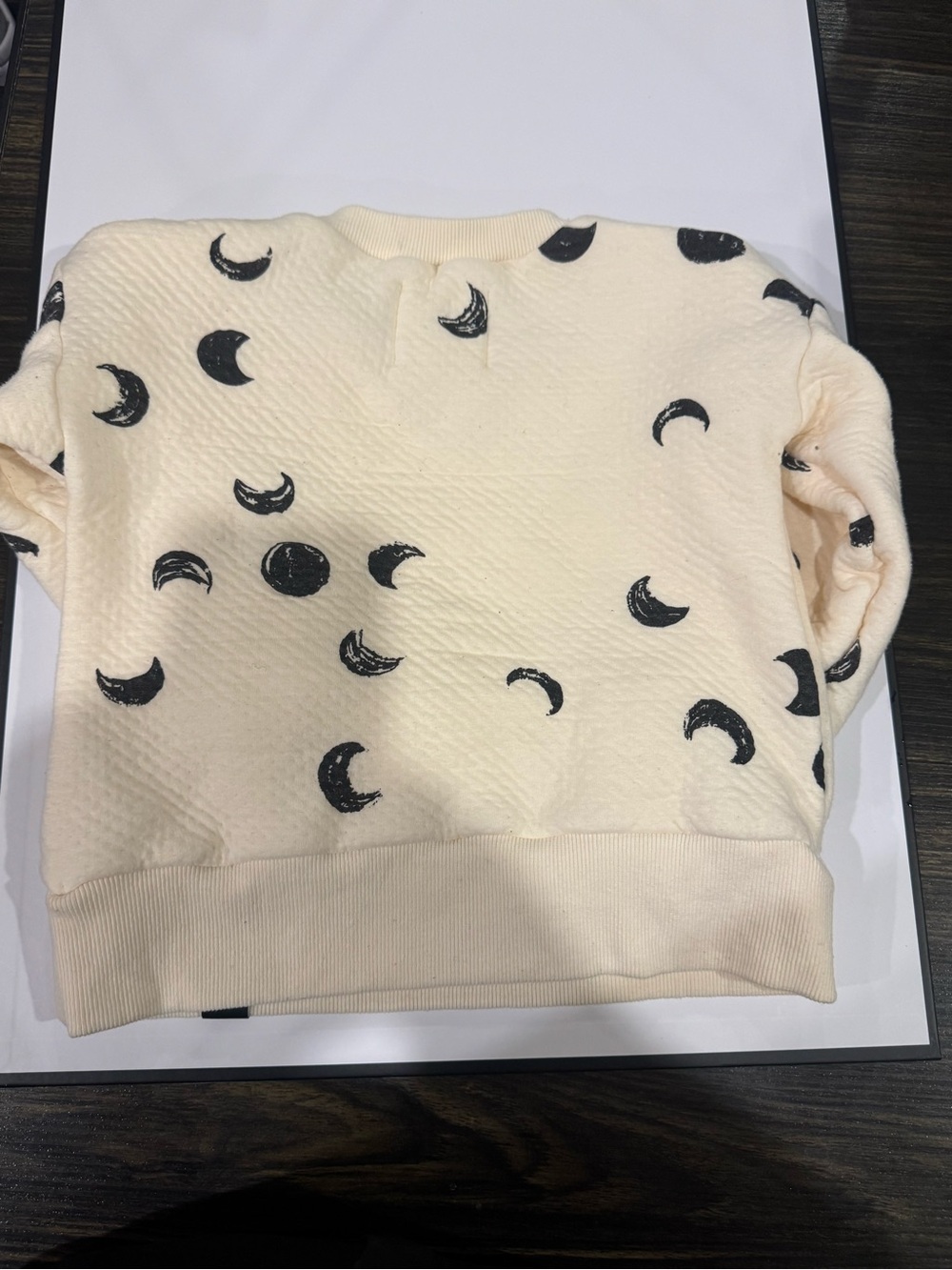 Omamimini Cream and Black Logo Knit Top - Picture 6 of 7